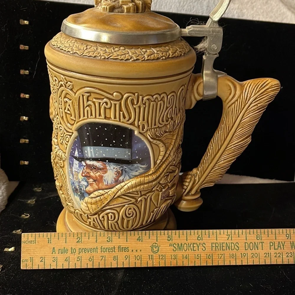 Avon Vintage -1996- “A Christmas Carol Stein” handcrafted in Brazil #52698
